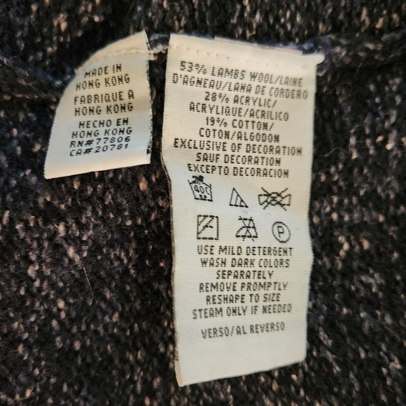 Tommy Hilfiger Sweater - Picture 8 of 9